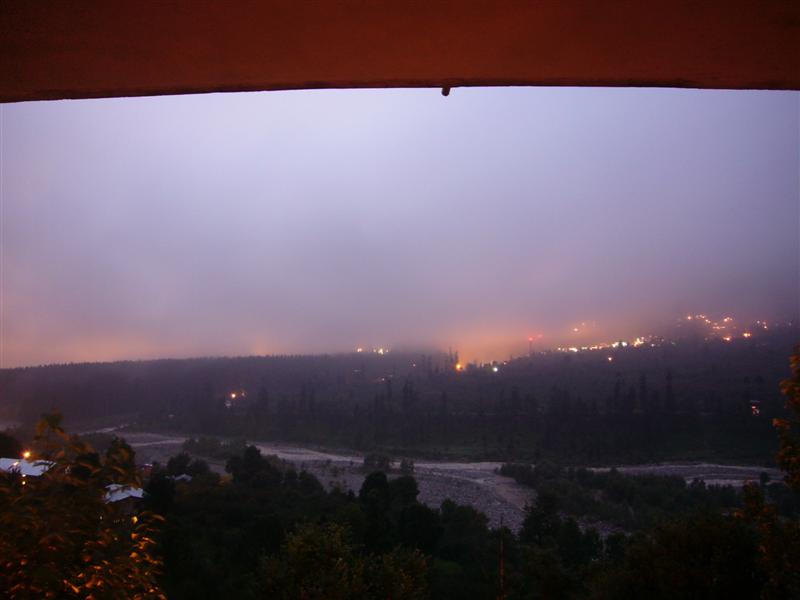 Travel - India - Himachal Pradesh - Manali - The Valley and the River